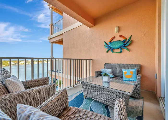 Holiday home Waterfront 3b Balcony Hot Tub & Pool Near Clearwater Beach
