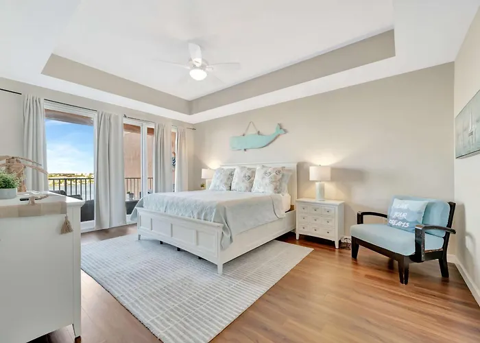 Waterfront 3b Balcony Hot Tub & Pool Near *