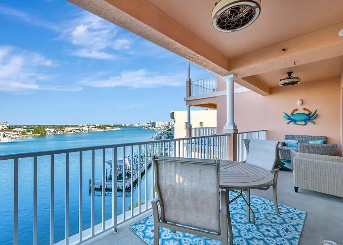 Waterfront 3b Balcony Hot Tub & Pool Near * Clearwater Beach
