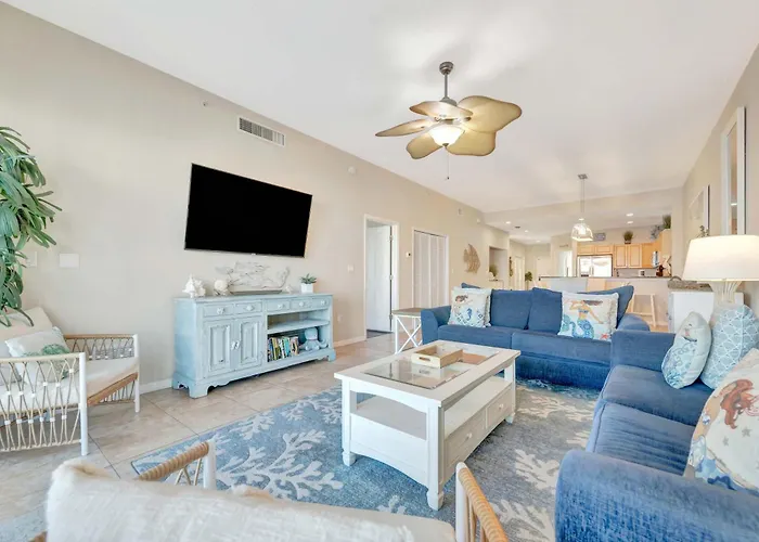Waterfront 3b Balcony Hot Tub & Pool Near Holiday home Clearwater Beach